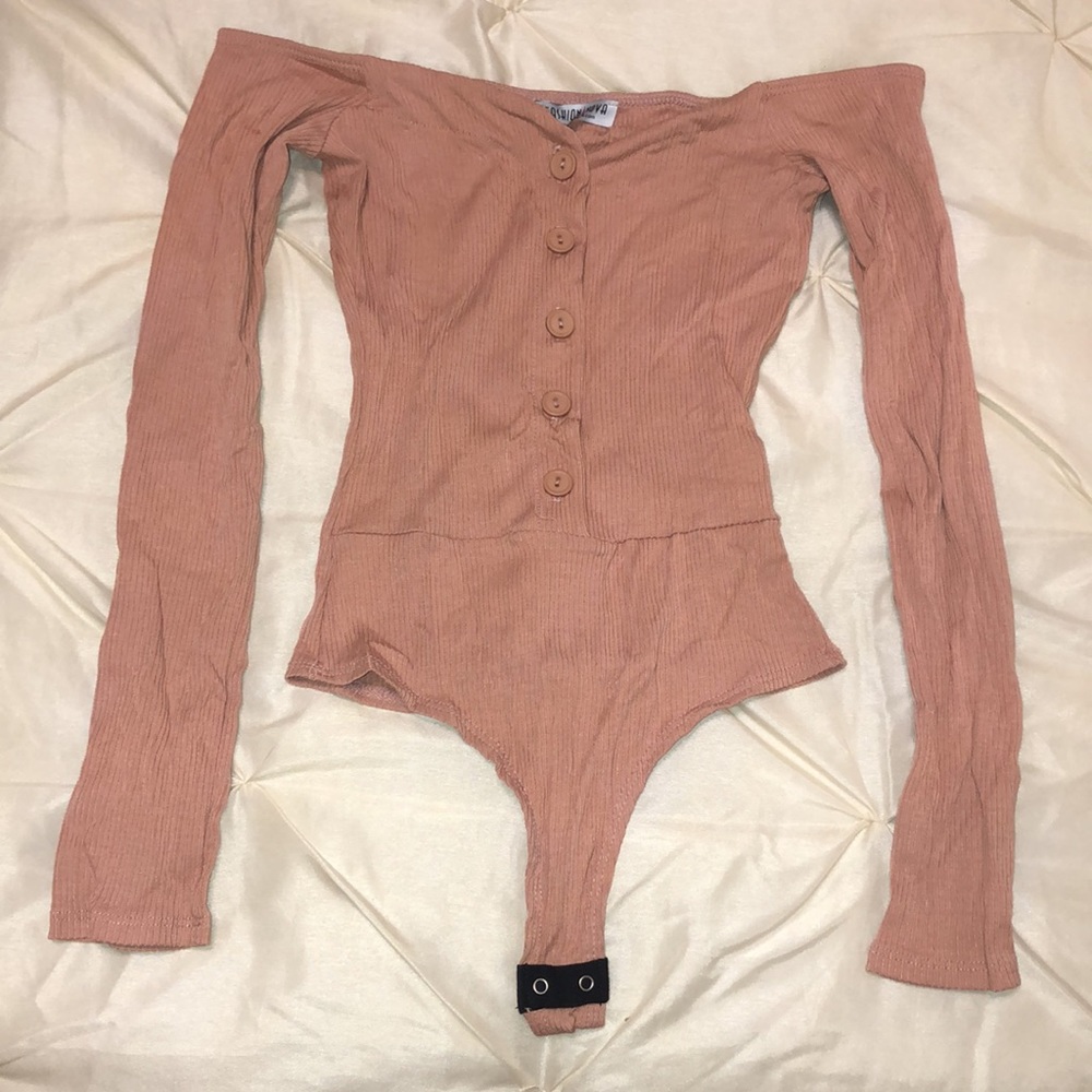 Off the Shoulder Ribbed Bodysuit - Picture 2 of 3